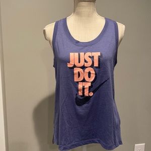 Nike Muscle Tank Size: M